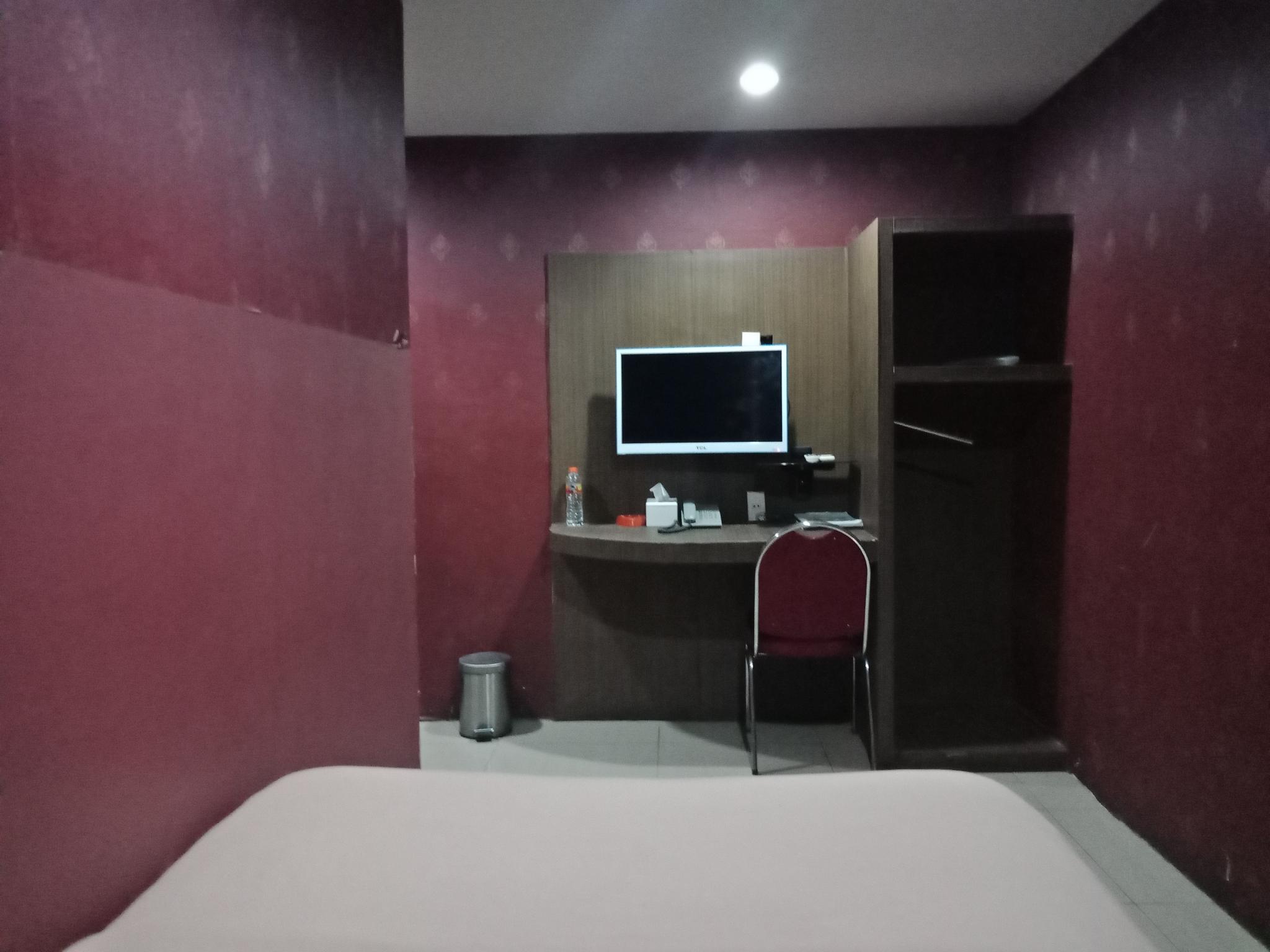 Oyo 2574 Z Suites Hotel Medan Exterior photo